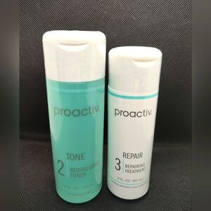 Proactiv Revitalizing Toner & Repairing Treatment Skincare Duo